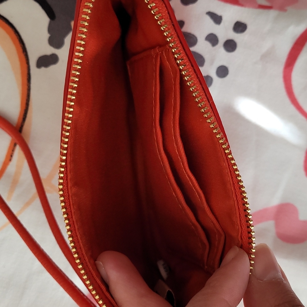Coach Burnt Orange Wristlet NWOT - Picture 4 of 6